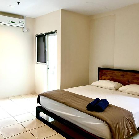 Queen Victoria Apartment Batam Cameră foto