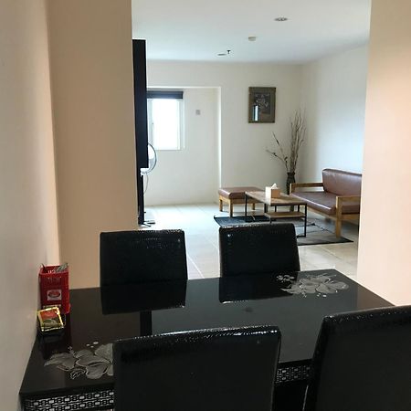 Queen Victoria Apartment Batam Cameră foto